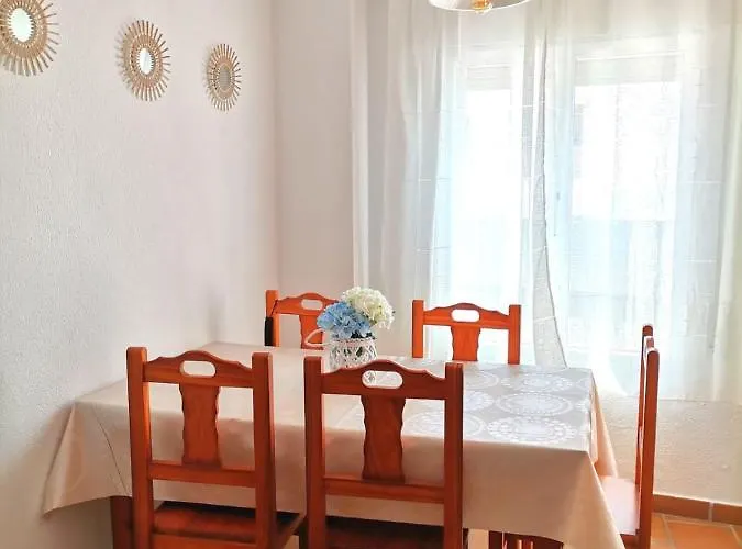 En El Casco Historico, A 5 Min Playa. Apartment *