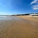 En El Casco Historico, A 5 Min Playa. 콘일데라프론테라