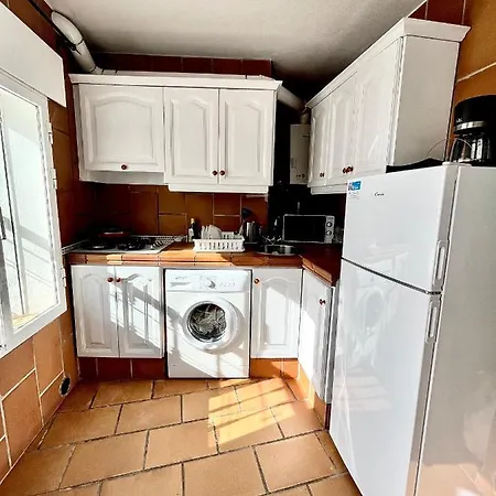 En El Casco Historico, A 5 Min Playa. Apartament